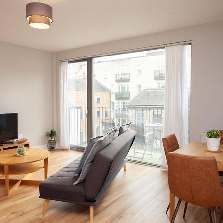 1 Bedroom Flat In The Heart Of Merchant City Glasgow Exterior foto